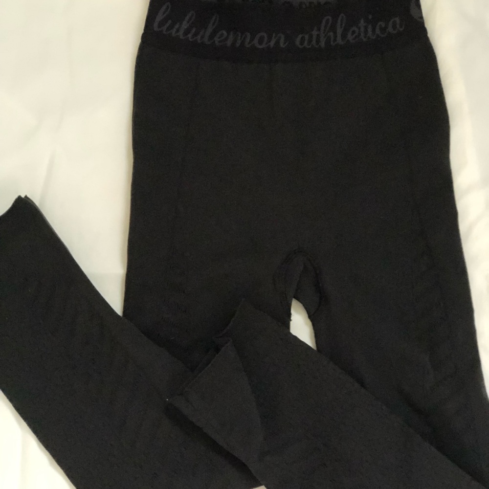 Lululemon black leggings